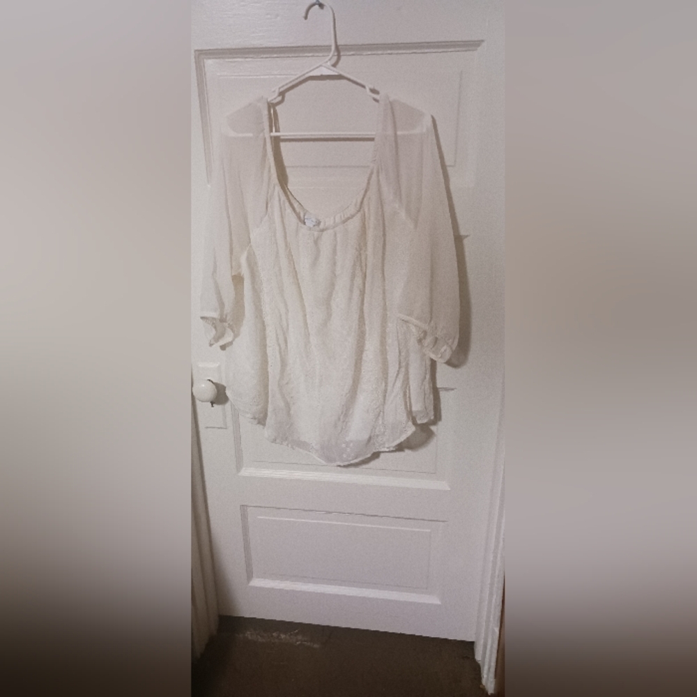 Boutique Elegant White Women's Blouse Top 2x. A-20